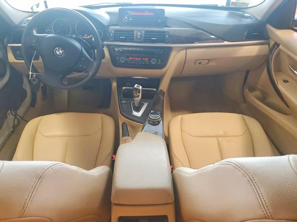 2014 BMW 320
