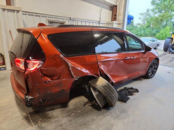 2018 CHRYSLER PACIFICA