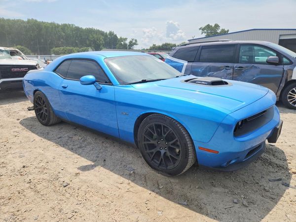 2016 DODGE CHALLENGER SXT Plus