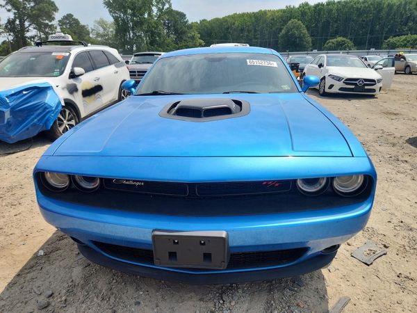 2016 DODGE CHALLENGER SXT Plus