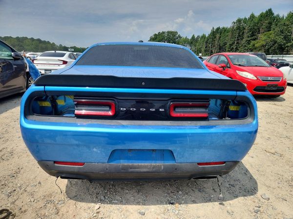2016 DODGE CHALLENGER SXT Plus