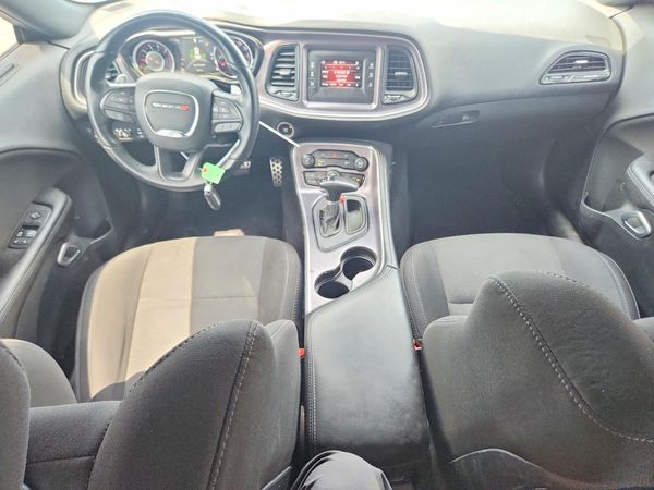 2016 DODGE CHALLENGER SXT Plus