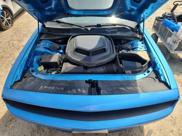 2016 DODGE CHALLENGER SXT Plus