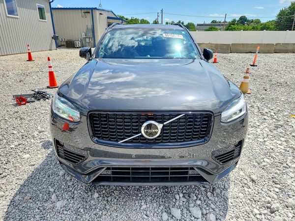 2023 VOLVO XC90 Ultimate Dark