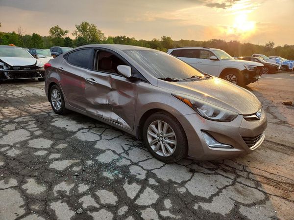 2015 HYUNDAI ELANTRA