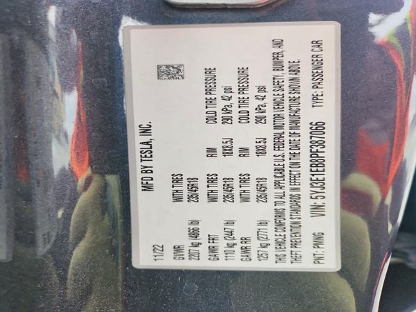 2023 TESLA MODEL 3