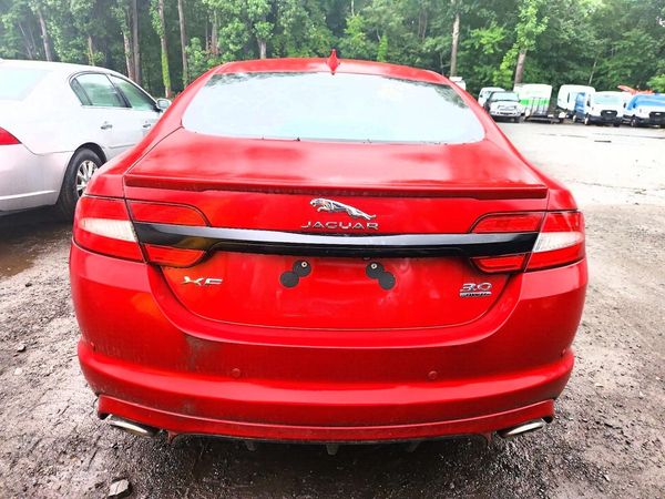 2015 JAGUAR XF Sport & Portfolio — DIRR