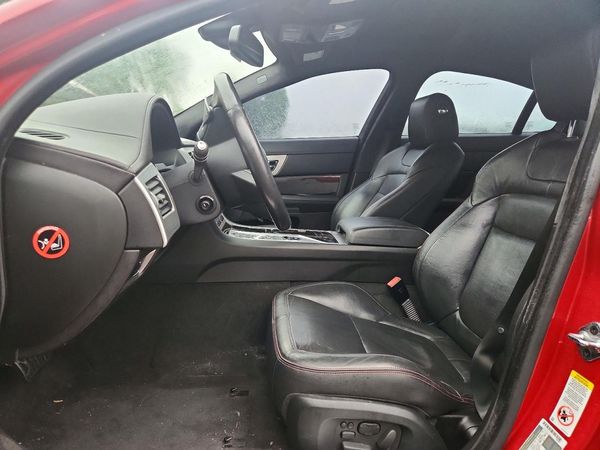 2015 JAGUAR XF Sport & Portfolio — DENT