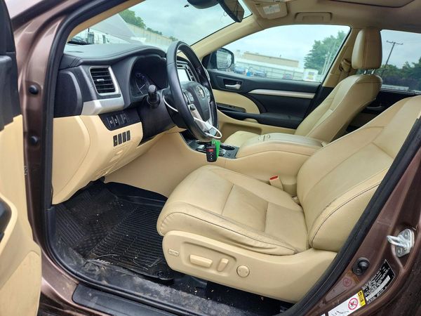 2018 TOYOTA HIGHLANDER SE/XLE