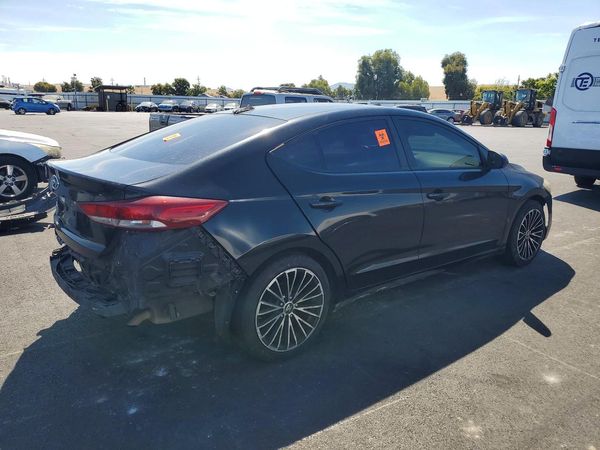 2017 HYUNDAI ELANTRA SE Base