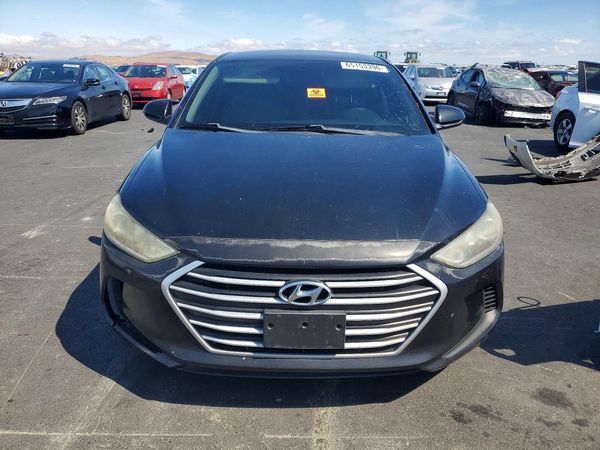 2017 HYUNDAI ELANTRA SE Base