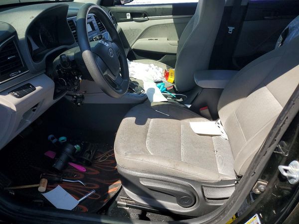 2017 HYUNDAI ELANTRA SE Base