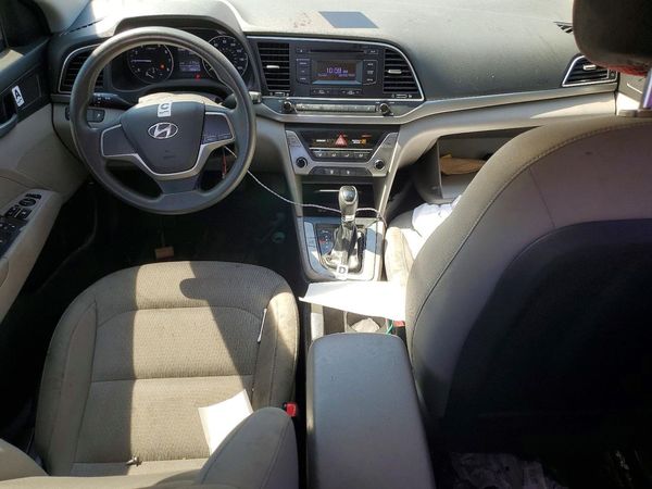 2017 HYUNDAI ELANTRA SE Base