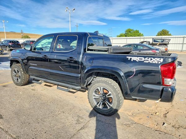 2017 TOYOTA TACOMA