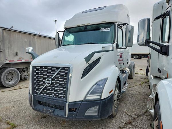2020 VOLVO VNL