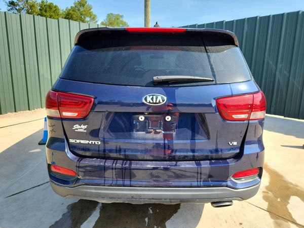 2020 KIA SORENTO L, LX, S