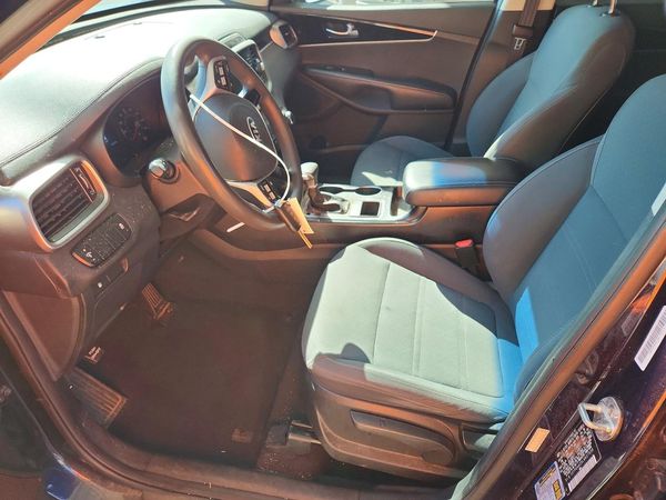 2020 KIA SORENTO L, LX, S