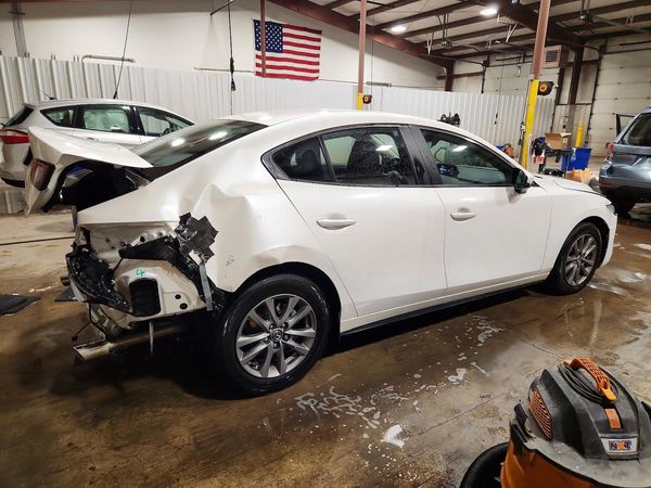 2024 MAZDA 3 Mazda3