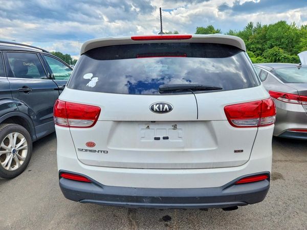 2016 KIA SORENTO L / LX — DIRR