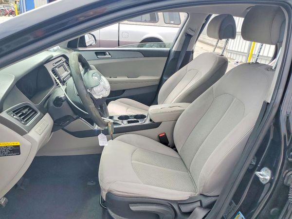 2017 HYUNDAI SONATA SE, Eco