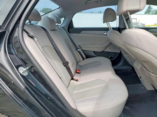 2017 HYUNDAI SONATA SE, Eco