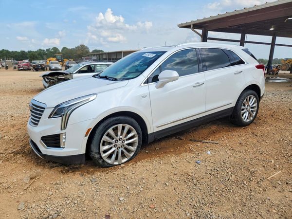2017 CADILLAC XT5 Platinum
