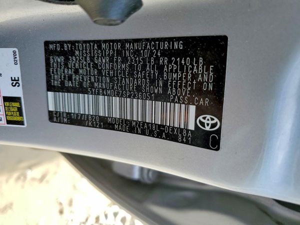 2025 TOYOTA COROLLA LE