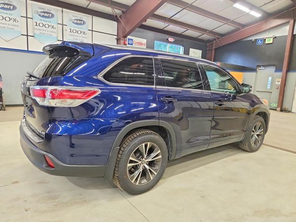 2016 TOYOTA HIGHLANDER Base/Hybrid