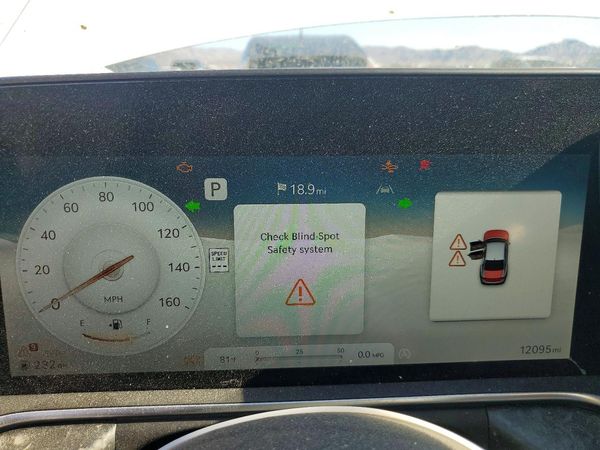 2023 GENESIS G90 3.5T e-Supercharger