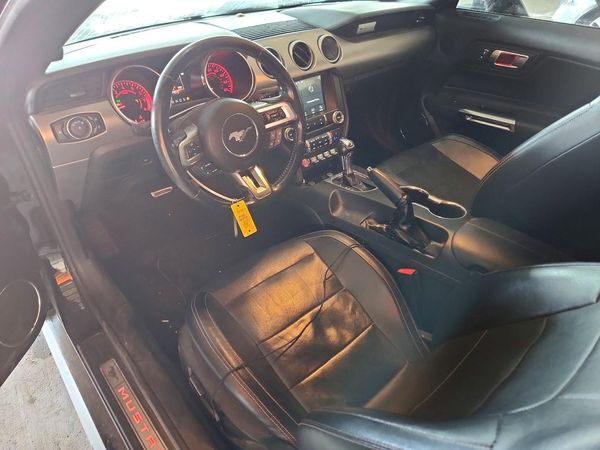 2019 FORD MUSTANG I4 Coupe