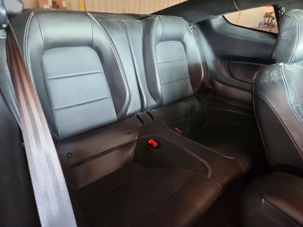 2019 FORD MUSTANG I4 Coupe
