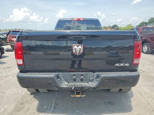 2018 RAM 3500 ST