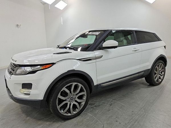 2015 LAND ROVER RANGEROVER Pure Plus — Front 3/4