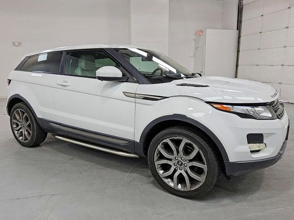 2015 LAND ROVER RANGEROVER Pure Plus — Passenger 3/4
