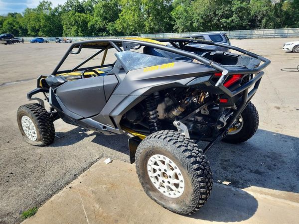 2024 CAN-AM MAVERICK R