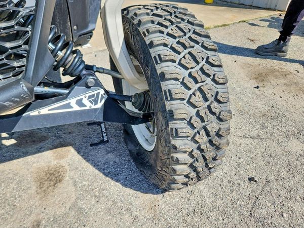 2024 CAN-AM MAVERICK R