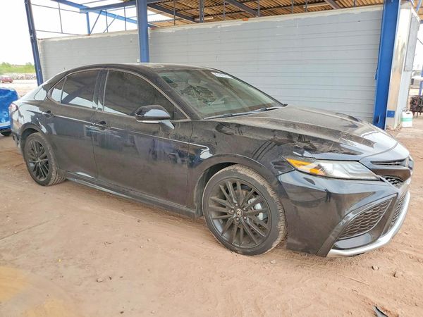 2021 TOYOTA CAMRY XSE