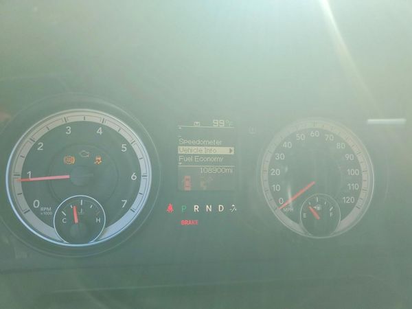 2014 RAM 1500 ST CREW CAB 4X2