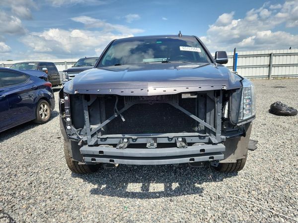 2016 CADILLAC ESCALADE ESV Luxury — DIRF
