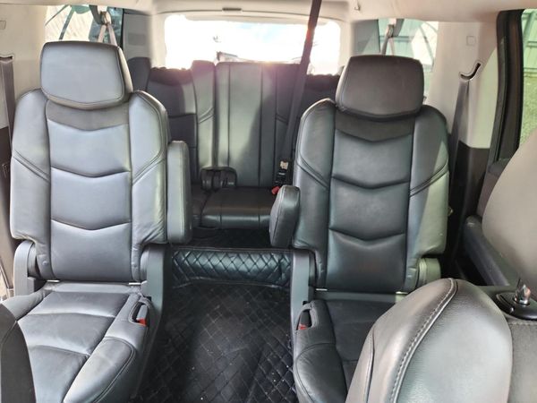 2016 CADILLAC ESCALADE ESV Luxury — SUVN