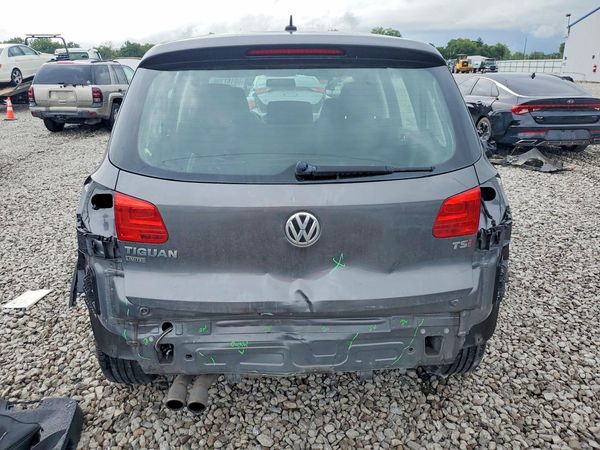 2017 VOLKSWAGEN TIGUAN S, Limited