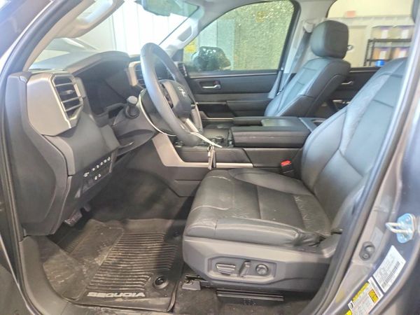 2024 TOYOTA SEQUOIA