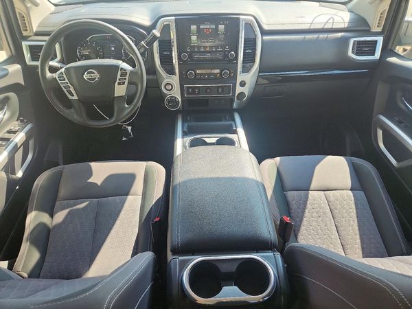 2021 NISSAN TITAN Crew Cab