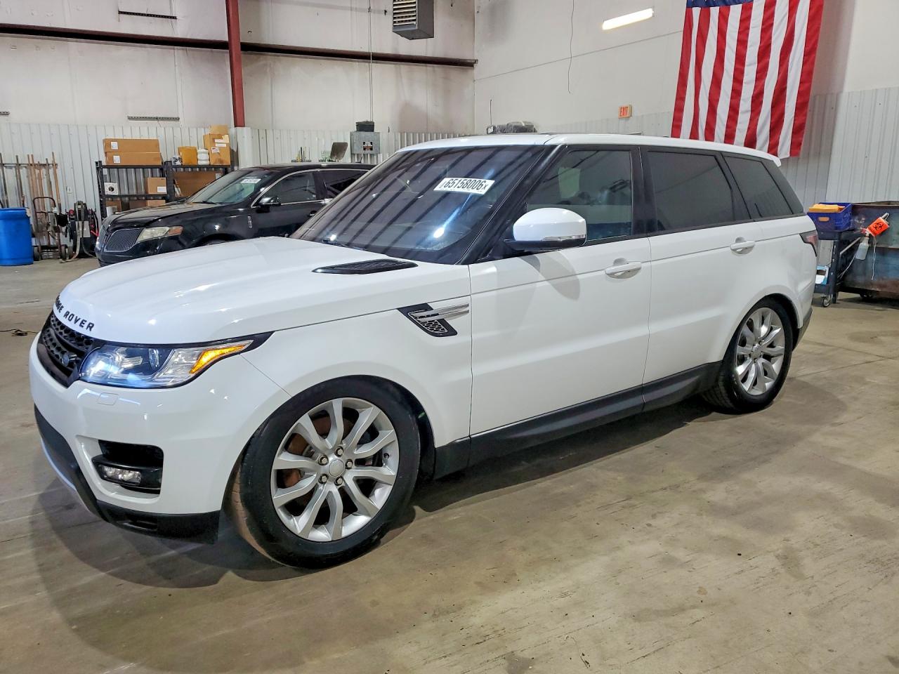 2017 LAND ROVER RANGEROVER HSE — Front 3/4