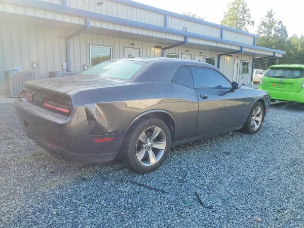 2016 DODGE CHALLENGER SXT