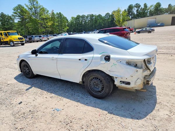 2020 TOYOTA CAMRY