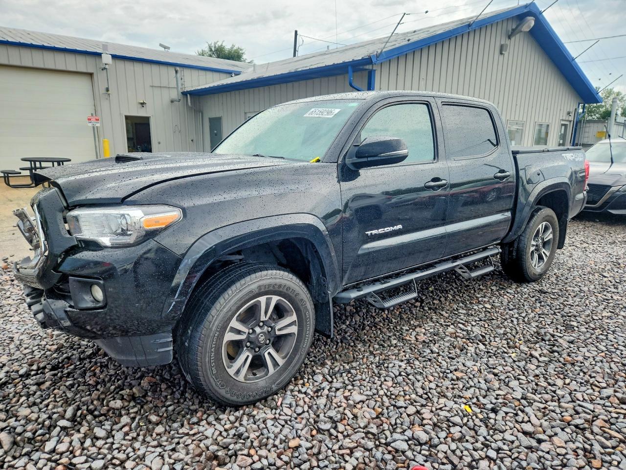 2017 TOYOTA TACOMA