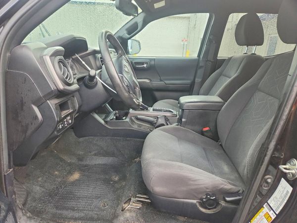 2017 TOYOTA TACOMA