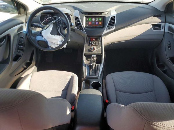 2016 HYUNDAI ELANTRA