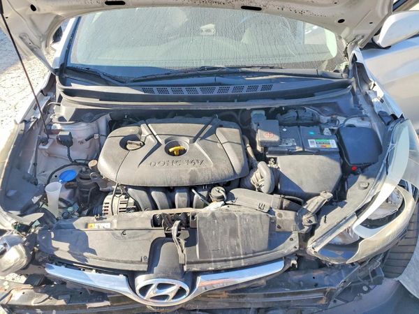 2016 HYUNDAI ELANTRA